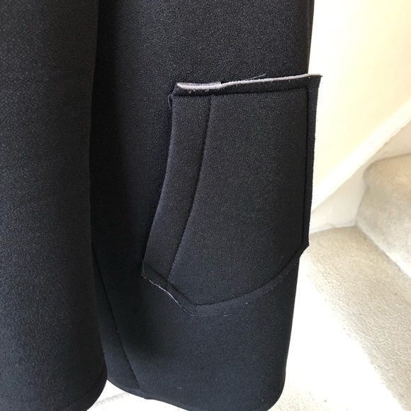 New Collection Italian Black Viscose Neoprene Button Front Coat EUC One Size - Picture 6 of 9